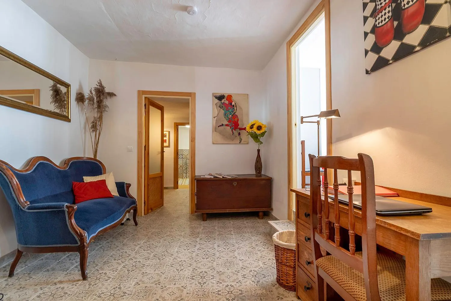 Casa Marlo, Spacious House In The Lively Centre Of Competa