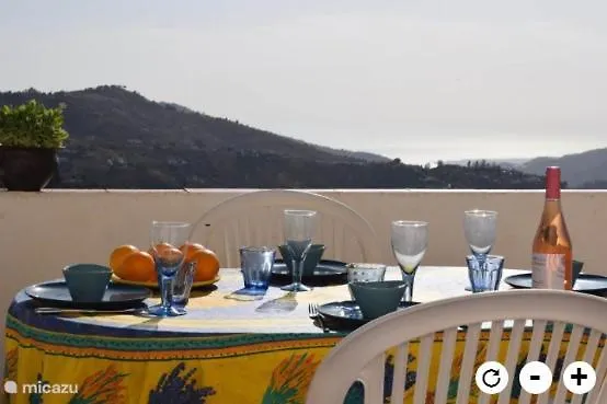 Holiday home Casa Marlo, Spacious House In The Lively Centre Of Competa