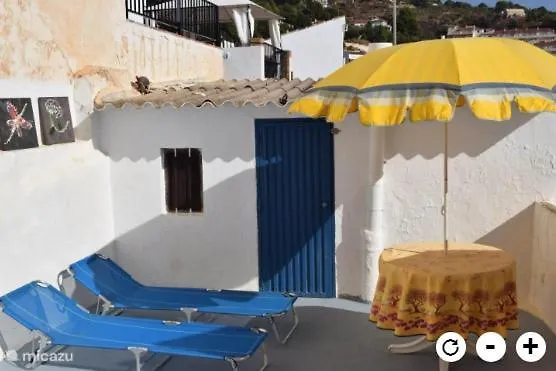 Casa Marlo, Spacious House In The Lively Centre Of Competa Spain